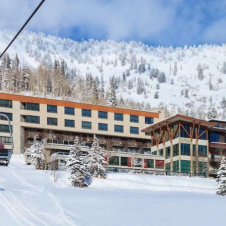 Alta'S Rustler Lodge Екстериор снимка