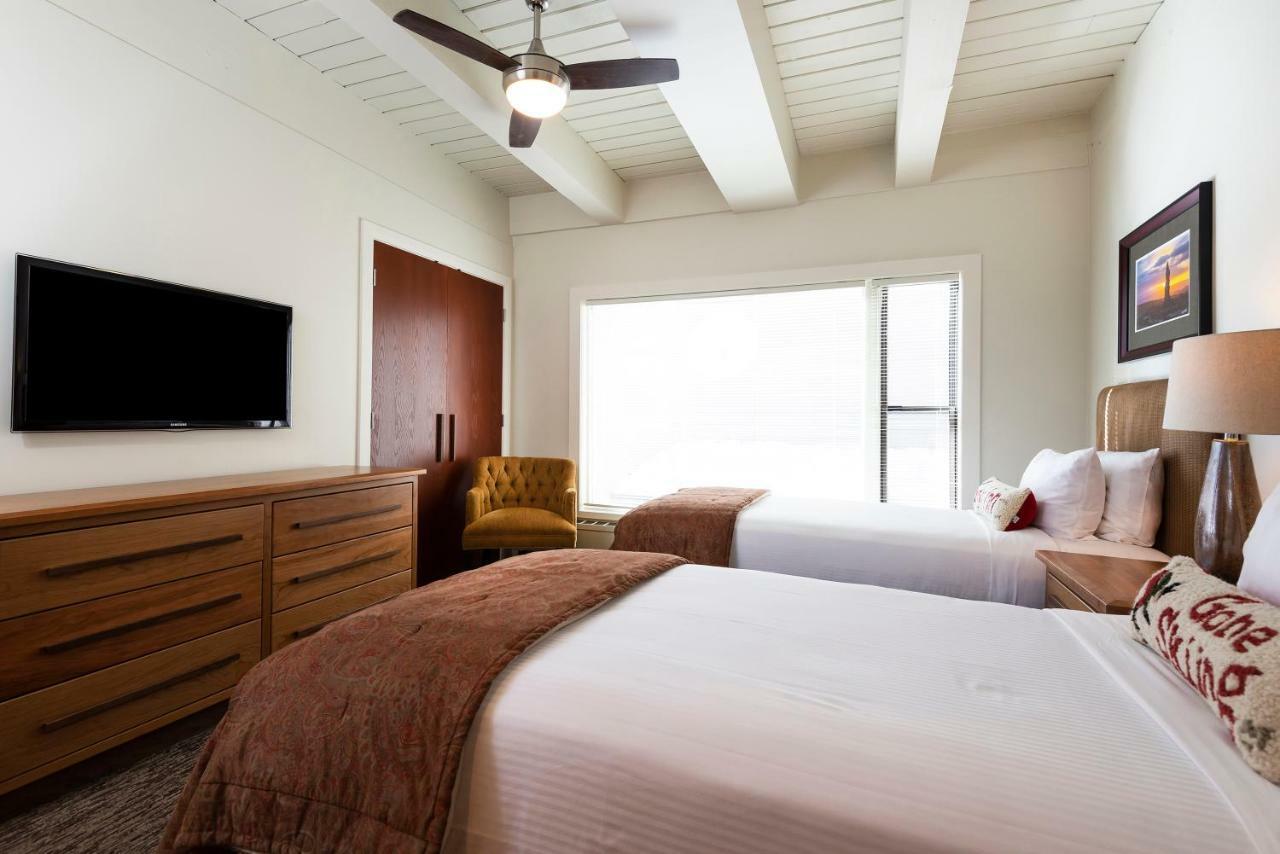 Alta'S Rustler Lodge Екстериор снимка