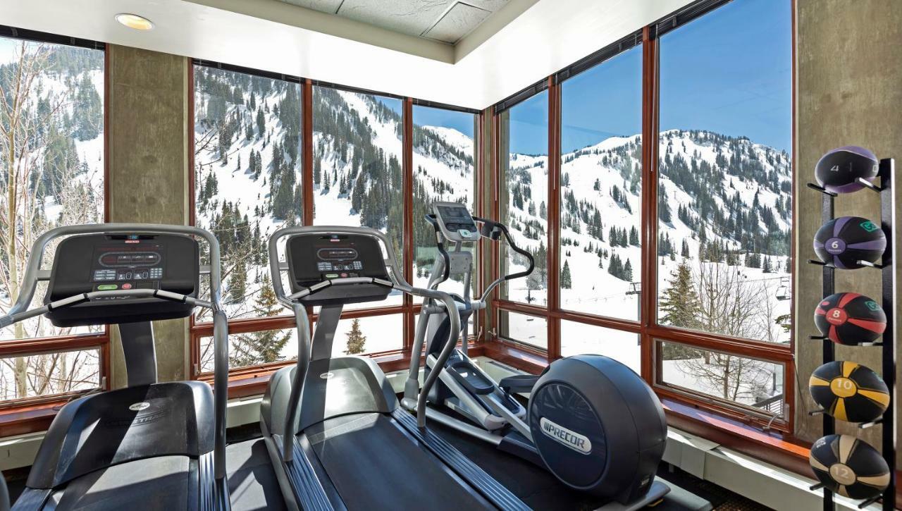 Alta'S Rustler Lodge Екстериор снимка